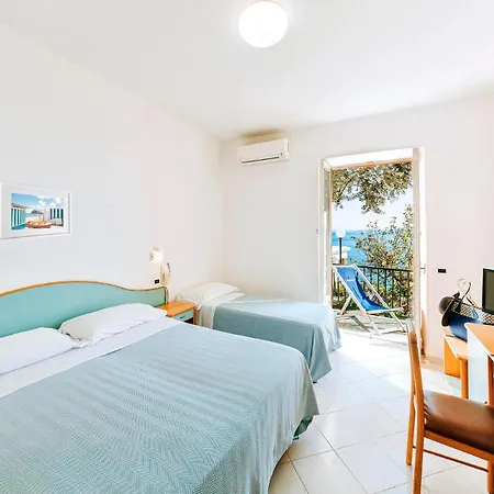 Bagnitiello فندق كازاميتْشيولا تيرمي