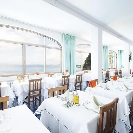 فندق Bagnitiello كازاميتْشيولا تيرمي