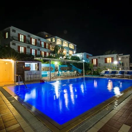 Bagnitiello فندق كازاميتْشيولا تيرمي