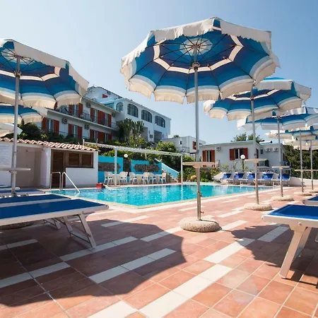 Hotel Bagnitiello *